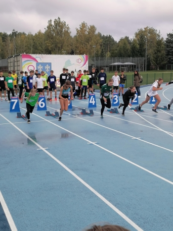 f041b0e7-8853-415f-8977-058ac820d2b9