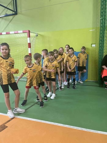 2c7195d4-2e97-4e09-bd38-dd6e51368173