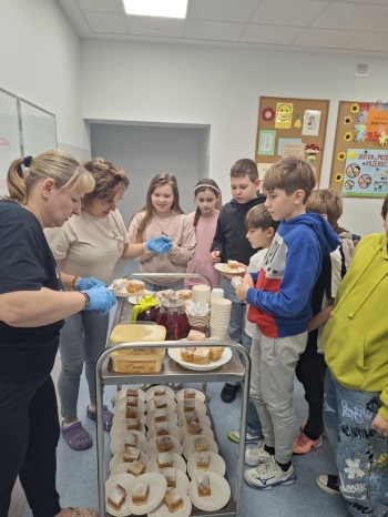 840e0c70-bd47-44c7-a0bd-3e8190b3ecbb