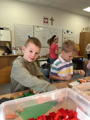 0d385c06-4d79-4adb-bdfc-5e409af13ed4