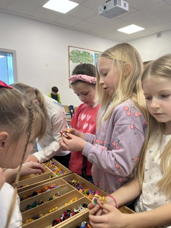 8c38301c-5715-4aec-bbcd-6f07550d281d