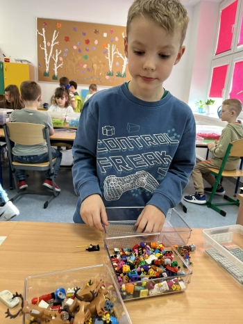 85ef1f65-e6de-4e36-b13b-628741b85469