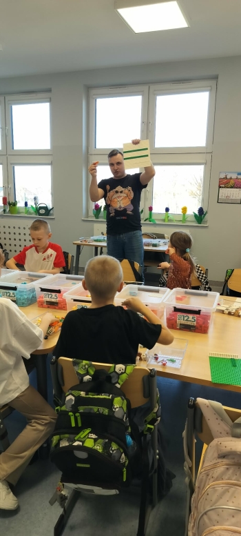 9698173e-09a2-45d4-b8bd-c5a85b639a4b