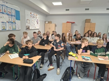 02e0900b-d408-45eb-ad79-ce1d73775d4d