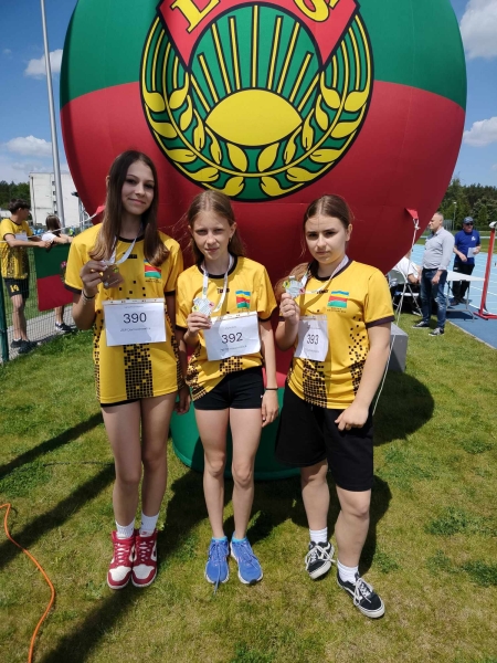 SUKCES NASZYCH UCZNIÓW W ZAWODACH SPORTOWYCH