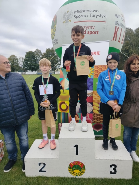 SUKCES NASZYCH UCZNIÓW W ZAWODACH SPORTOWYCH