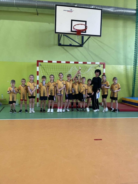 SUKCES NASZYCH UCZNIÓW W ZAWODACH SPORTOWYCH