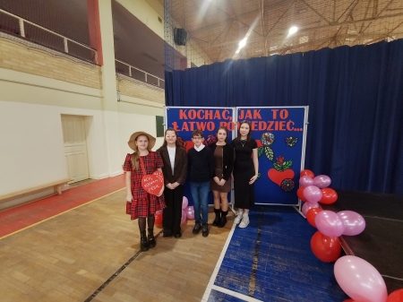 SUKCES NASZEJ UCZENNICY W KONKURSIE RECYTATORSKIM