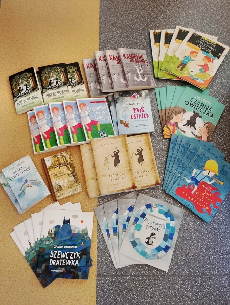 WSPARCIE DLA BLIBLIOTEKI Z WYDAWNICTWA NASZA KSIĘGARNIA