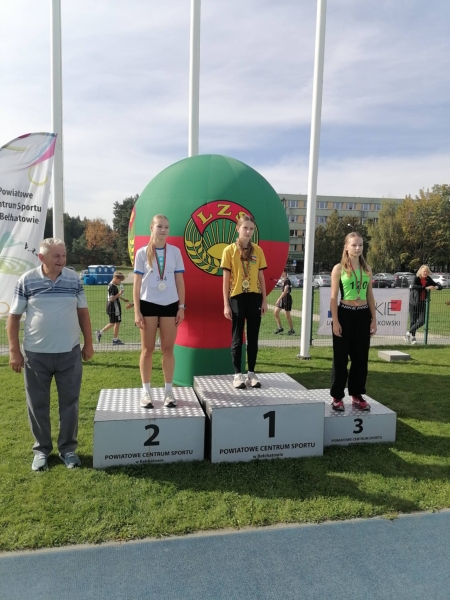 SUKCES NASZYCH UCZNIÓW W ZAWODACH SPORTOWYCH
